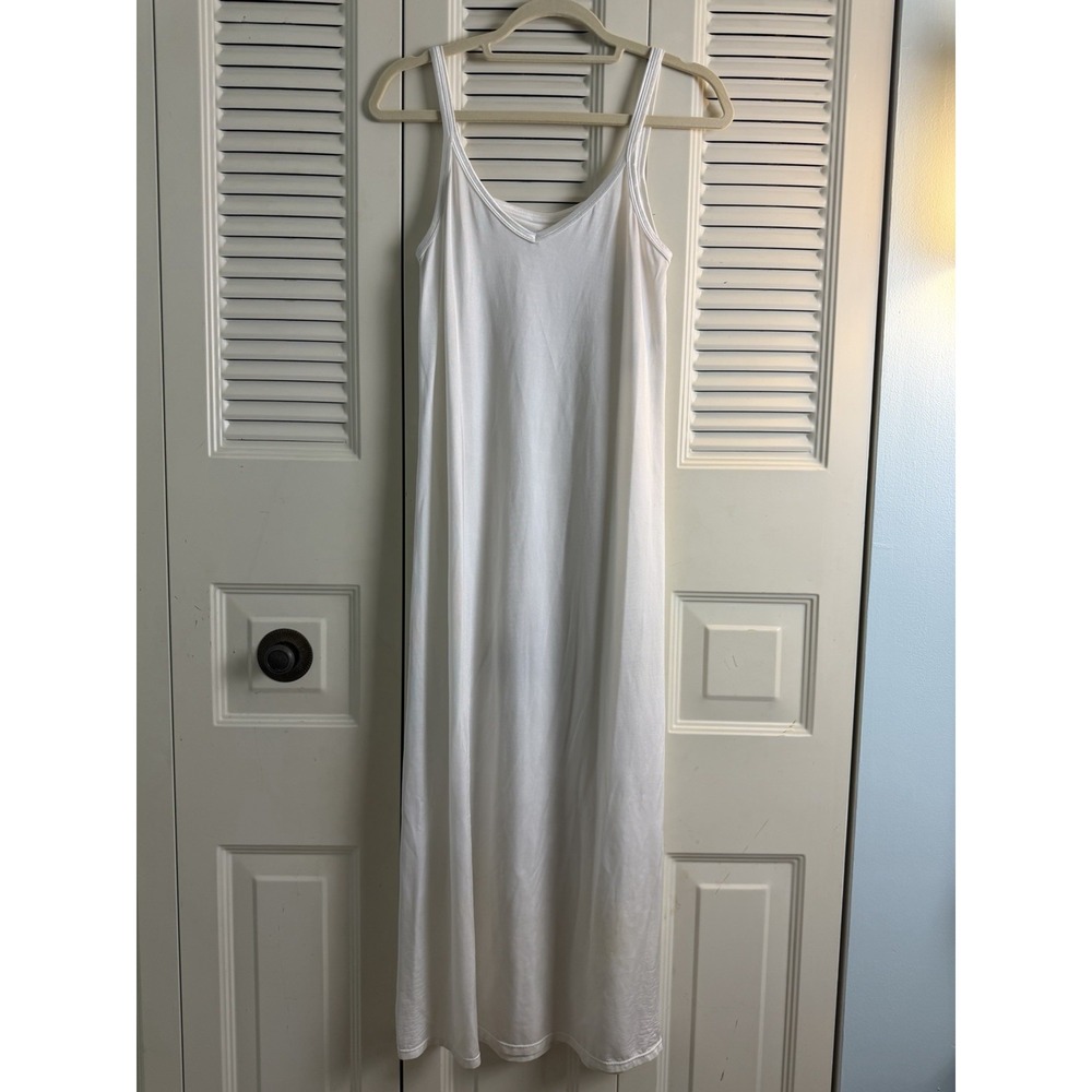 Vintage Y2K Vanity Fair Slip White Size 32" 34/40 Slip Dress Feminine Romantic